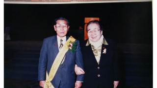 1998년 12월 한국사립초중고법인협의회 회장으로 부터 연공장 봉황장 수여